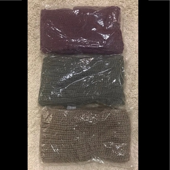 New Scarf Hat Beani Cable Knit Soft Set - Picture 3 of 3